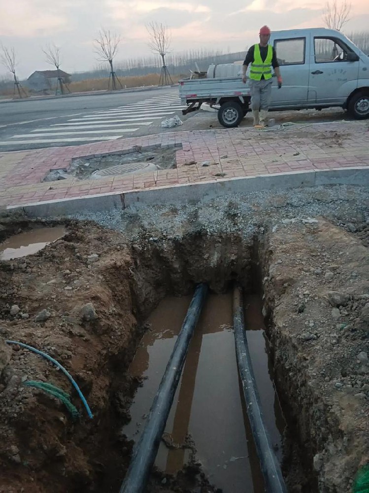 建湖穿马路放线管子
